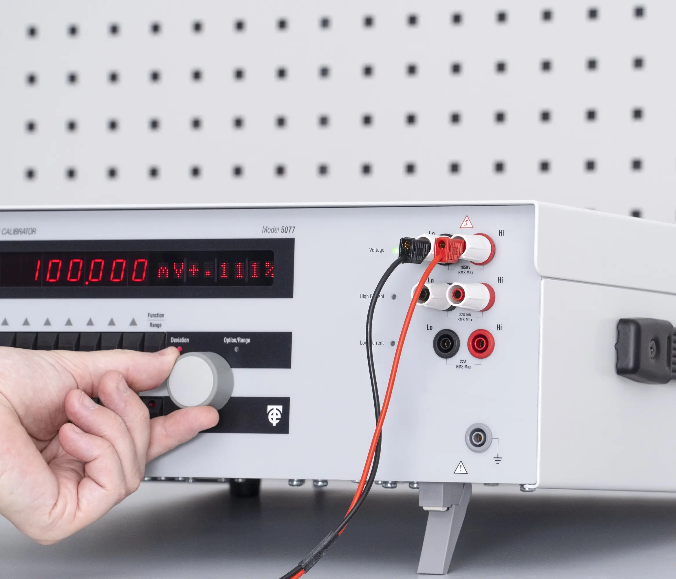 전원 교정기 5077 Power Calibrator