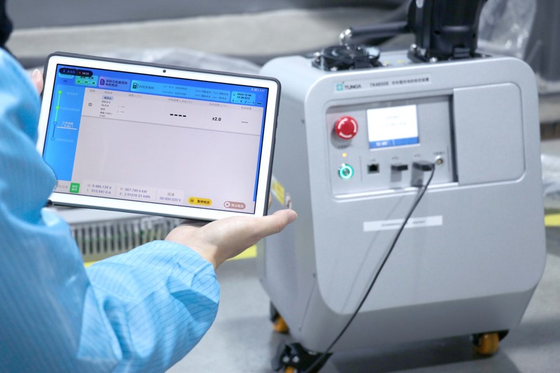 DC EV Chargers Tester built-in 8 kW DC load