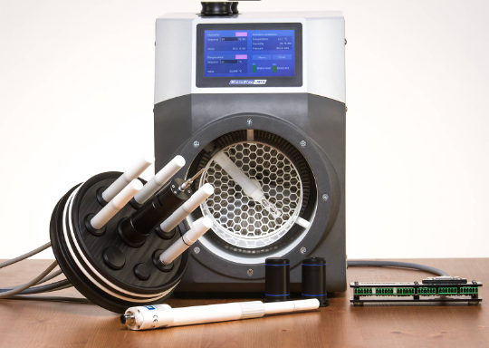 상대습도 교정기 RELATIVE HUMIDITY CALIBRATOR